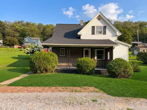 247 Railroad St, Hyde Park, PA 15641
