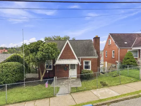 321 5th Ave, Carnegie, PA 15106