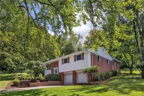 2965 Elfinwild Rd, Allison Park, PA 15101