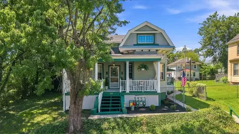 318 Mueller Ave, Pittsburgh, PA 15205