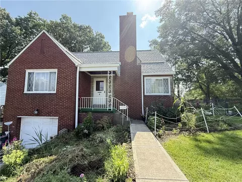 4526 Stilley Rd, Pittsburgh, PA 15227