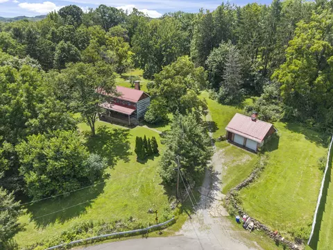 154 St Johns Church, Greensburg, PA 15601
