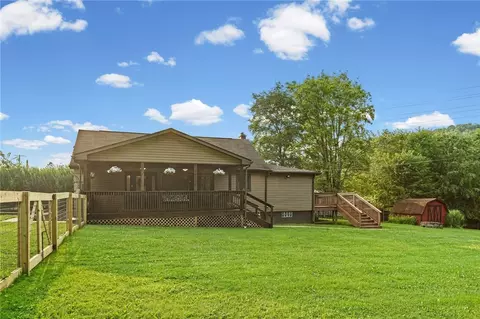 1737 Big Sewickley Creek Rd, Sewickley, PA 15143