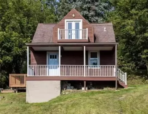 2133 E Beckert Ave, Pittsburgh, PA 15212