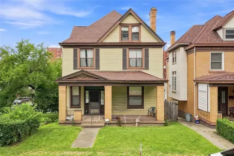 411 E 9th Ave, Homestead, PA 15120
