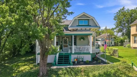 318 Mueller Ave, Pittsburgh, PA 15205
