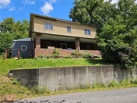 503 Finks Run Rd, Mcdonald, PA 15057