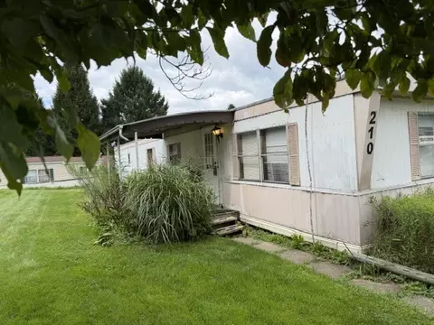 210 Jill Dr #60, Butler, PA 16001