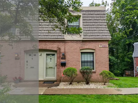 636 Carriage Cir, Pittsburgh, PA 15205