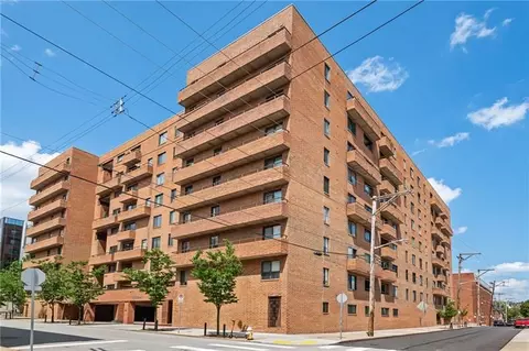 307 S Dithridge # 609, Pittsburgh, PA 15213