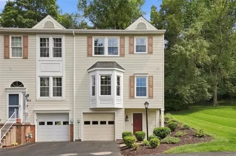 475 Cherryhill Dr, Bridgeville, PA 15017