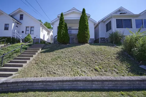 1245 Woodbourne, Pittsburgh, PA 15226