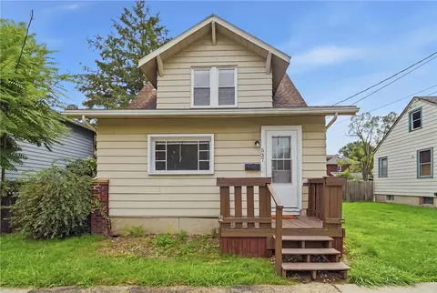 537 Mcclure Ave, Sharon, PA 16146