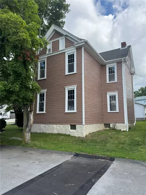 Exterior - 500 Painter St, Everson, PA 15631 photo 3 of 4