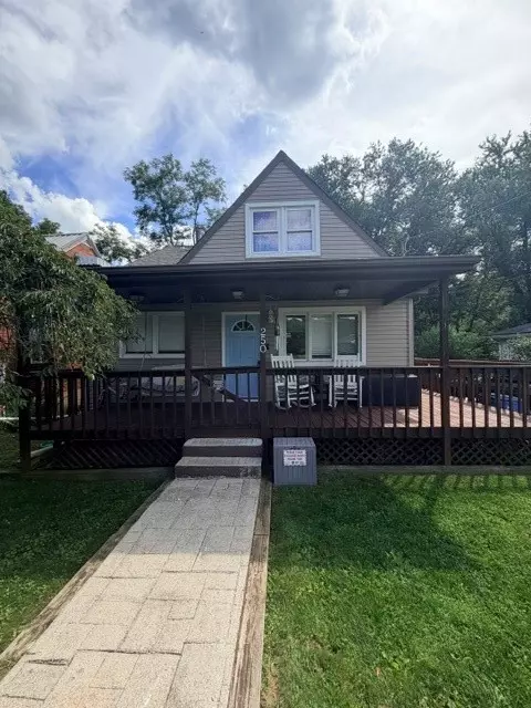 250 Trailer Blvd, New Kensington, PA 15068