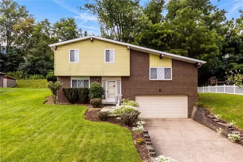 1081 Old Post Rd, South Park, PA 15129