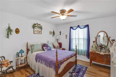Bedroom - 153 Olivia Dr, Monaca, PA 15061 photo 5 of 5