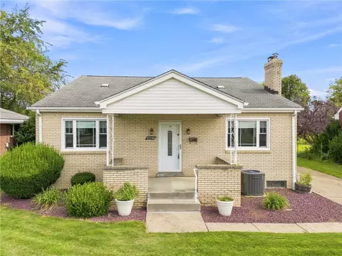 2356 West St, Aliquippa, PA 15001