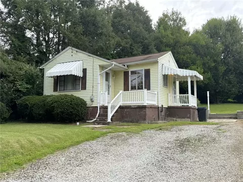 403 Bridgeport Rd, Mount Pleasant, PA 15666