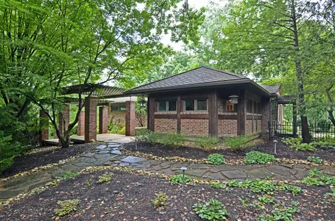 123 Springhouse Ln, Pittsburgh, PA 15238