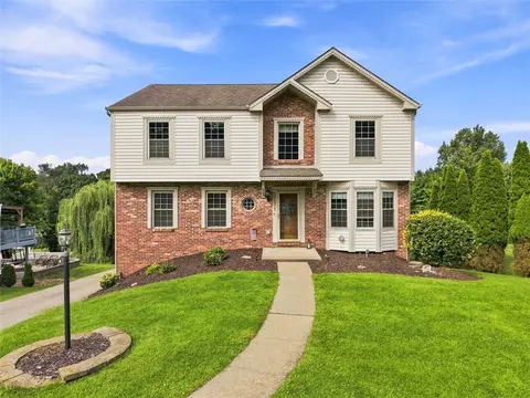 3571 Huntertown Rd, Allison Park, PA 15101