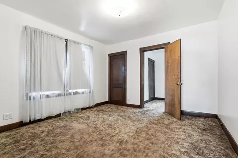 Bedroom - 1611 Aurelius St, Pittsburgh, PA 15218 photo 4 of 4