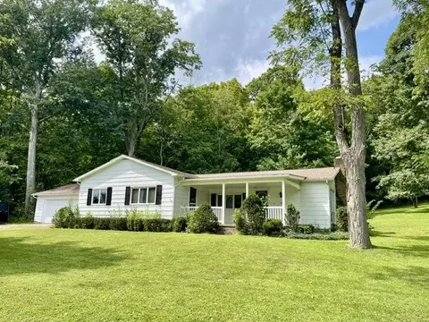159 Fullerton Rd, Enon Valley, PA 16120