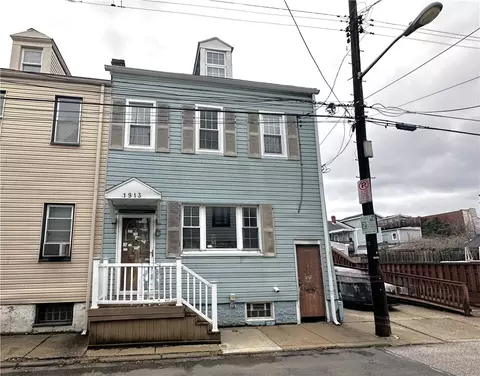 1913 Fox Way, Pittsburgh, PA 15203