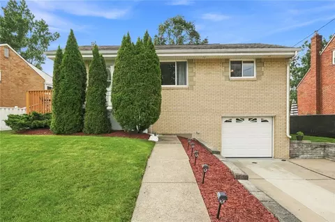 459 Lois Dr, Pittsburgh, PA 15236