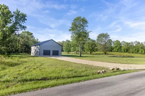 436 Hartwick Rd, Mercer, PA 16137