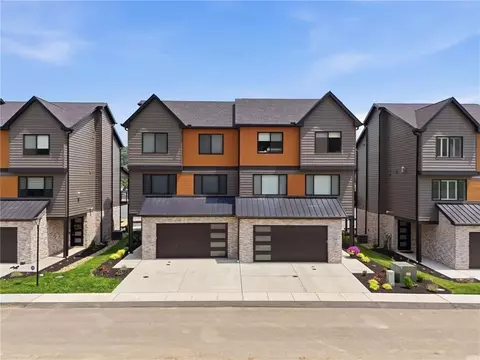 101 Miramar Dr, Pittsburgh, PA 15238