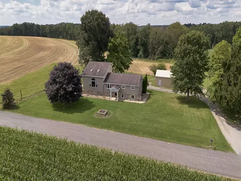 308 Welsh Rd, Evans City, PA 16033