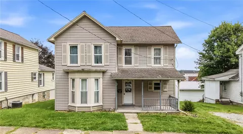 19 N 3rd St, Greenville, PA 16125