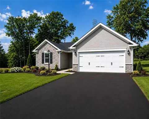 119 July Dr, Butler, PA 16002
