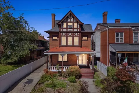 5459 Hays St, Pittsburgh, PA 15206