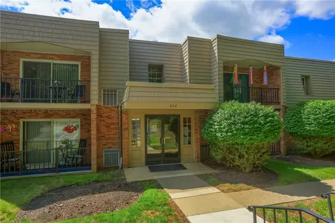 604 Calais Dr #1103, Pittsburgh, PA 15237