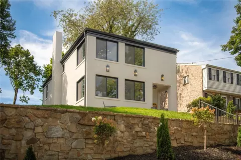 40 Lemoyne, Pittsburgh, PA 15228