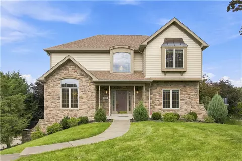 146 Williams Dr, Coraopolis, PA 15108