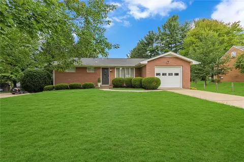 150 Mcmillen Ave, Beaver Falls, PA 15010