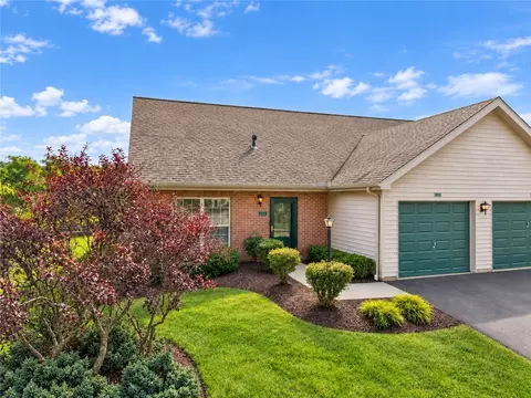 115 Newhaven Ln, Butler, PA 16001
