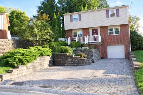 32 Carlsbad, Pittsburgh, PA 15239