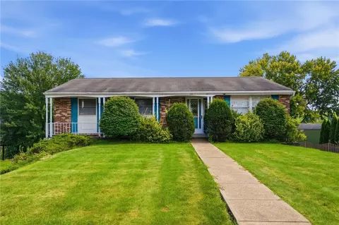 1111 Fiddleback Dr, Mckees Rocks, PA 15136