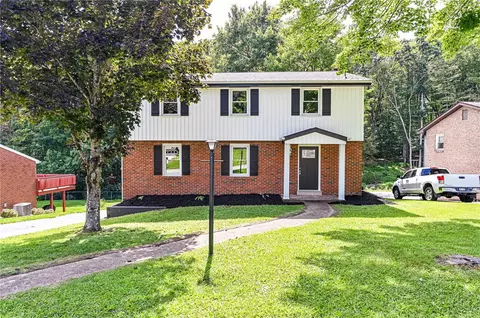 634 Stamford Dr, Greensburg, PA 15601