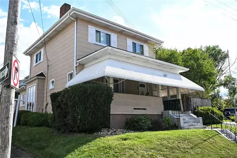 910 Elmwood St, Port Vue, PA 15133