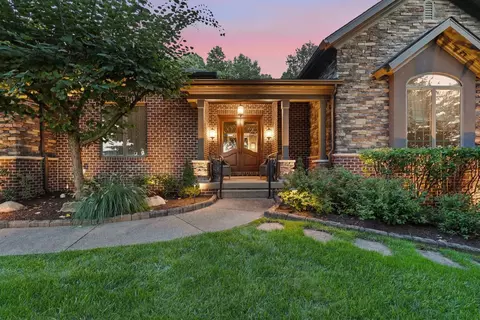 100 Silver Pnes, Gibsonia, PA 15044