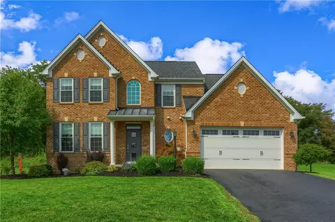 107 Victoria Ct, Mckees Rocks, PA 15136