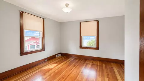 Bedroom - 525 Walnut St, Vandergrift, PA 15690 photo 2 of 7