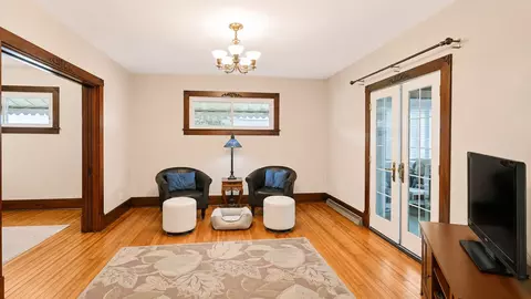 Living - 525 Walnut St, Vandergrift, PA 15690 photo 1 of 1