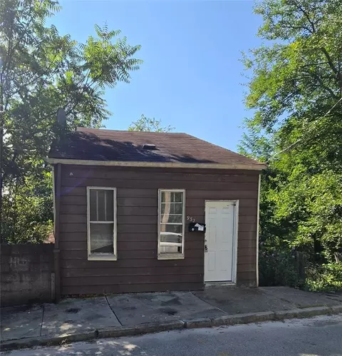 932 Excelsior St, Pittsburgh, PA 15210