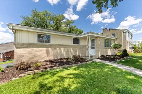 1296 Snee Dr, Pittsburgh, PA 15236